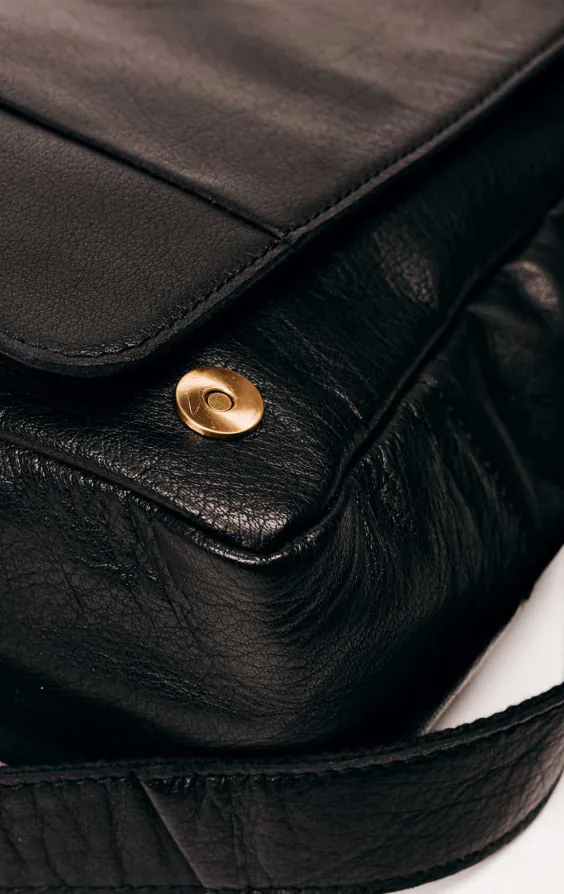 Grand sac messager en cuir noir - photo 4