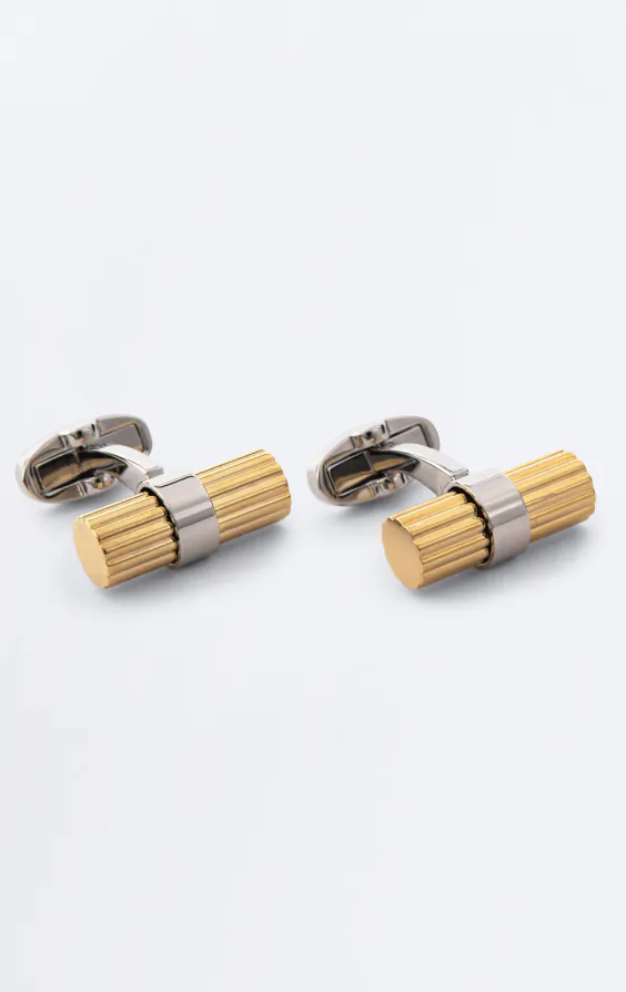 Boutons de manchette or et argent