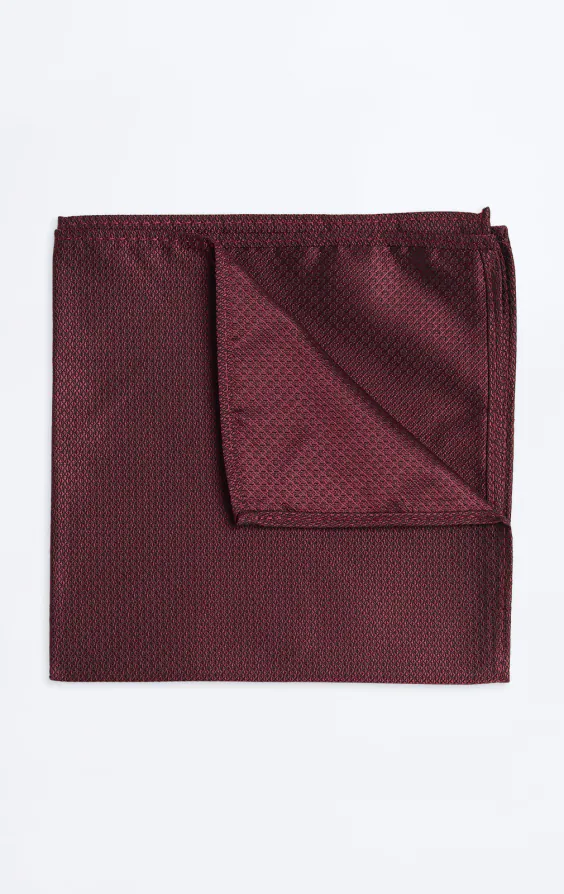 Pochette texturée à bordeaux Pochette texturée à bordeaux