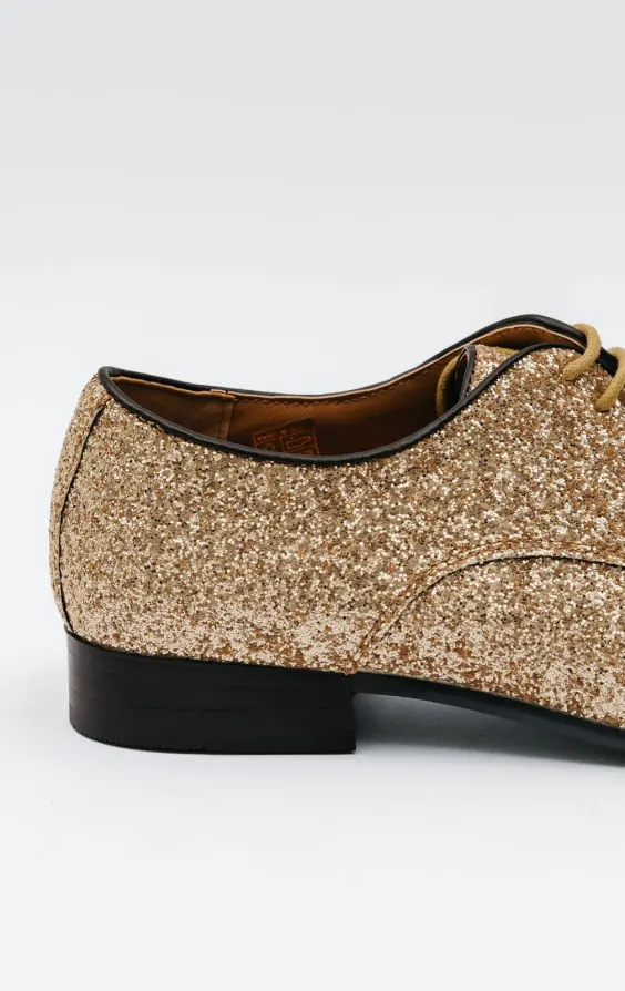 Chaussures couleur or shop