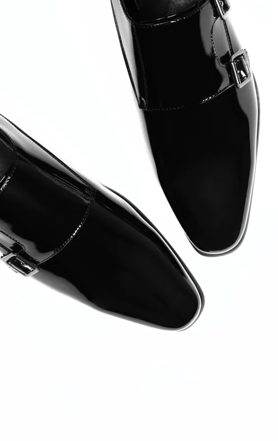 Chaussures Vernies Noires À Double Boucle - photo 1