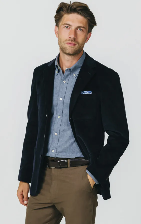 Veste en velours côtelé bleu marine avec poches plaquées