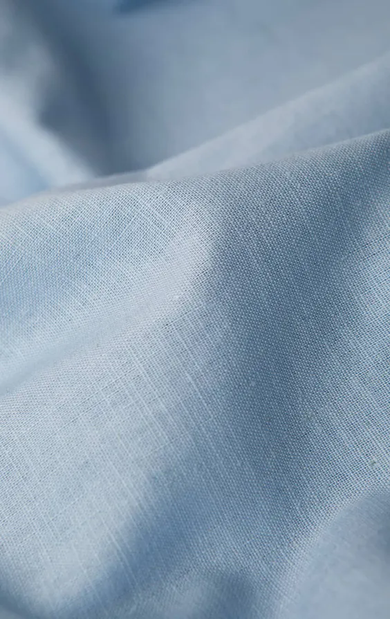Chemise à col cubain en lin bleu clair et bordures contrastées - photo 4
