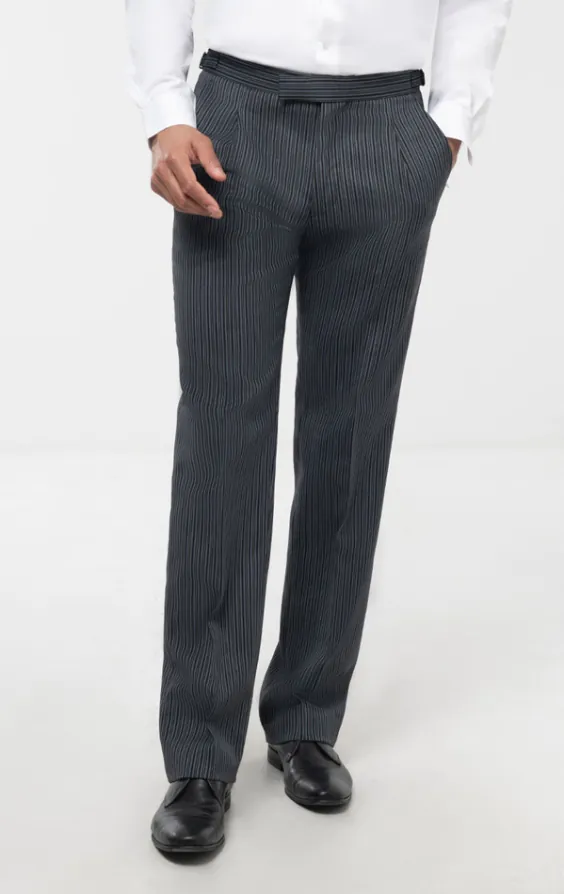 Jaquette chevrons noire avec pantalon noir/gris - photo 6 Jaquette chevrons noire avec pantalon noir/gris - photo 6