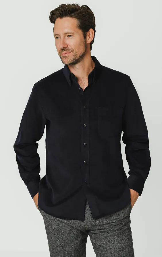 Chemise en velours côtelé bleu marine Chemise en velours côtelé bleu marine