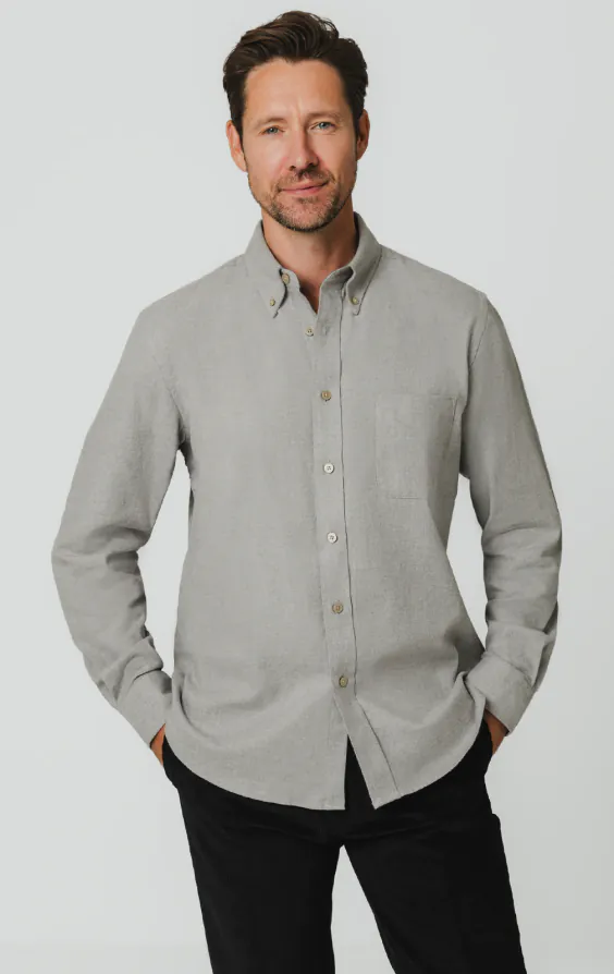 Chemise en coton brossé à gris clair Chemise en coton brossé à gris clair