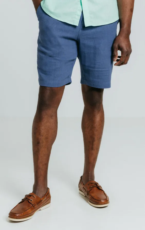 Short à chevrons en lin bleu