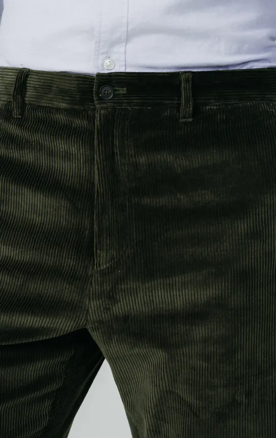 Pantalon décontracté en velours côtelé vert - photo 2 Pantalon décontracté en velours côtelé vert - photo 2