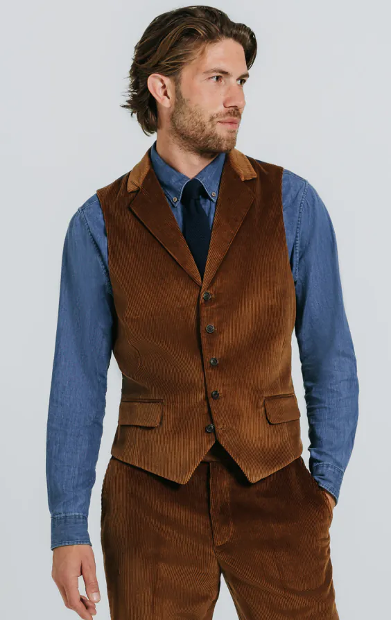 Gilet en velours côtelé marron moyen à revers cranté Gilet en velours côtelé marron moyen à revers cranté