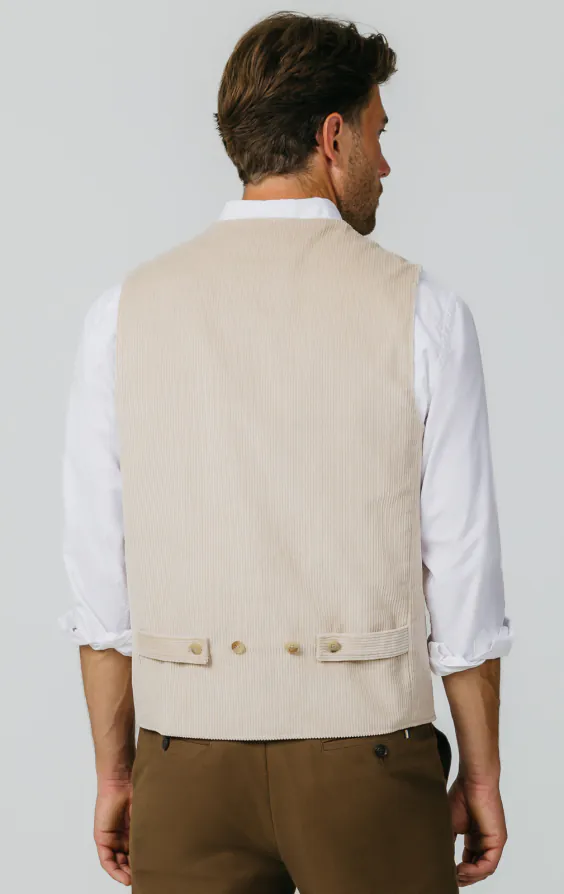 Gilet en velours côtelé beige avec poches plaquées - photo 2 Gilet en velours côtelé beige avec poches plaquées - photo 2