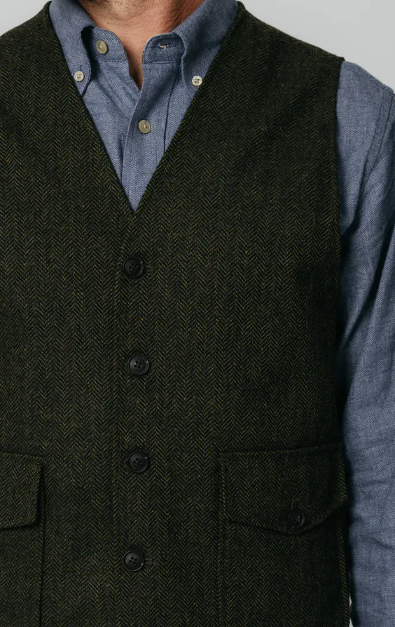 Gilet en tweed vert à chevrons avec poches plaquées - photo 2 Gilet en tweed vert à chevrons avec poches plaquées - photo 2