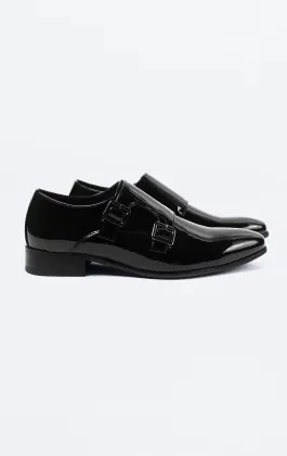 Chaussures Vernies Noires À Double Boucle