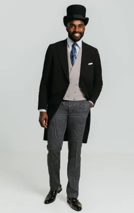 Costume de cérémonie noir coupe slim