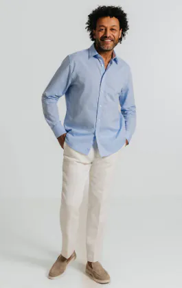 Chemise en lin bleu clair