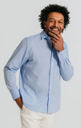Chemise en lin bleu clair