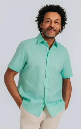 Chemise à manches courtes en lin aqua