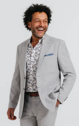 Costume en lin gris clair