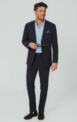 Costume en pur lin bleu marine