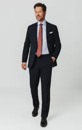 Costume bleu marine