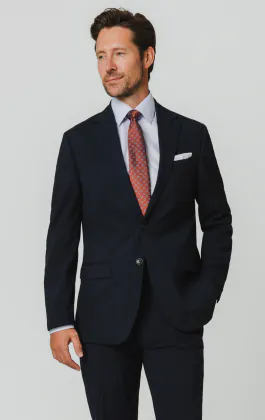 Costume bleu marine