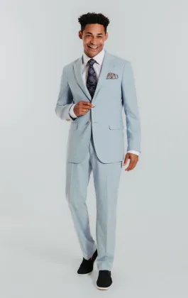 Costume bleu clair avec revers à pointe