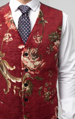 Gilet en brocart rouge floral