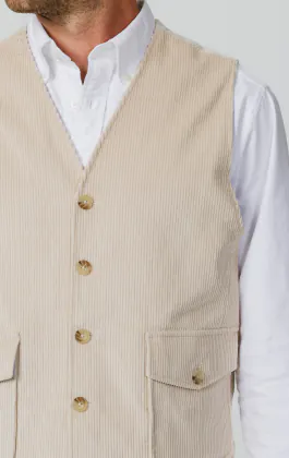 Gilet en velours côtelé beige avec poches plaquées