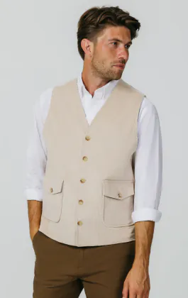 Gilet en velours côtelé beige avec poches plaquées